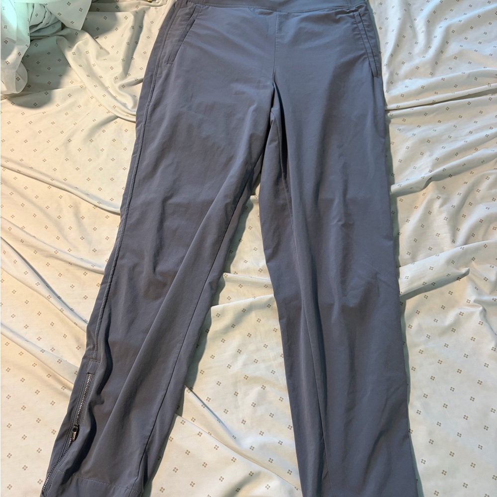 Athleta Gray Brooklyn Size 4 Pants